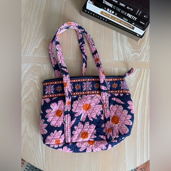 Bright Floral Pink and Blue Medium Quilted Tote Bag,Beautiful florals•••Cute bag - Picture 3 of 10